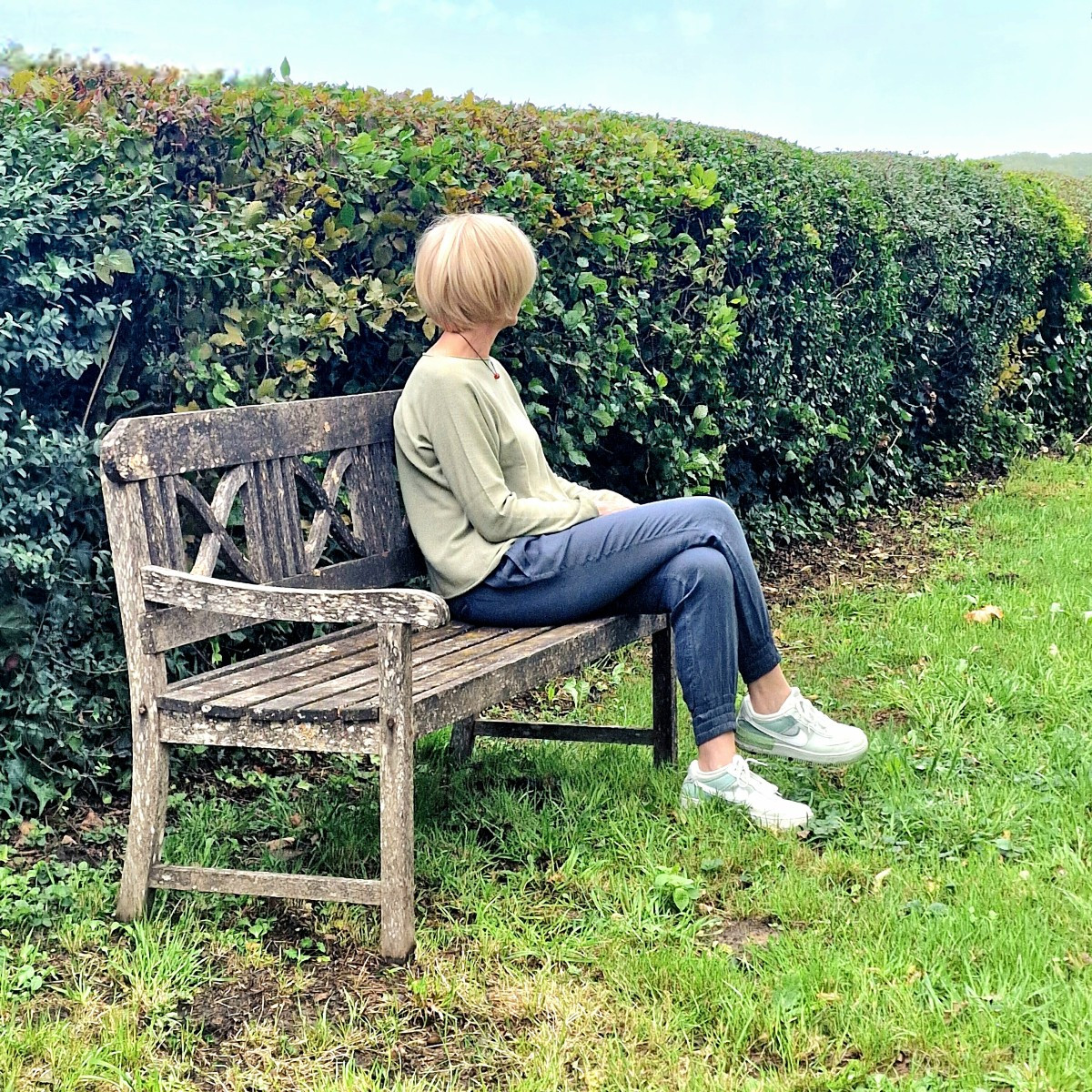 Banc de jardin en bois-photo-1