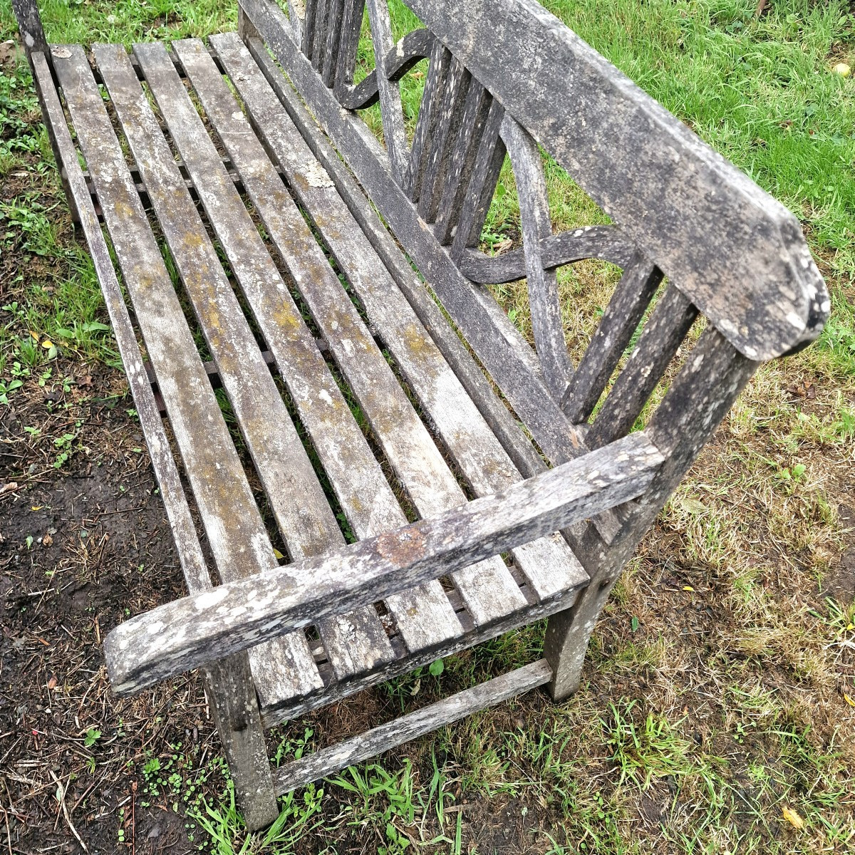 Banc de jardin en bois-photo-2