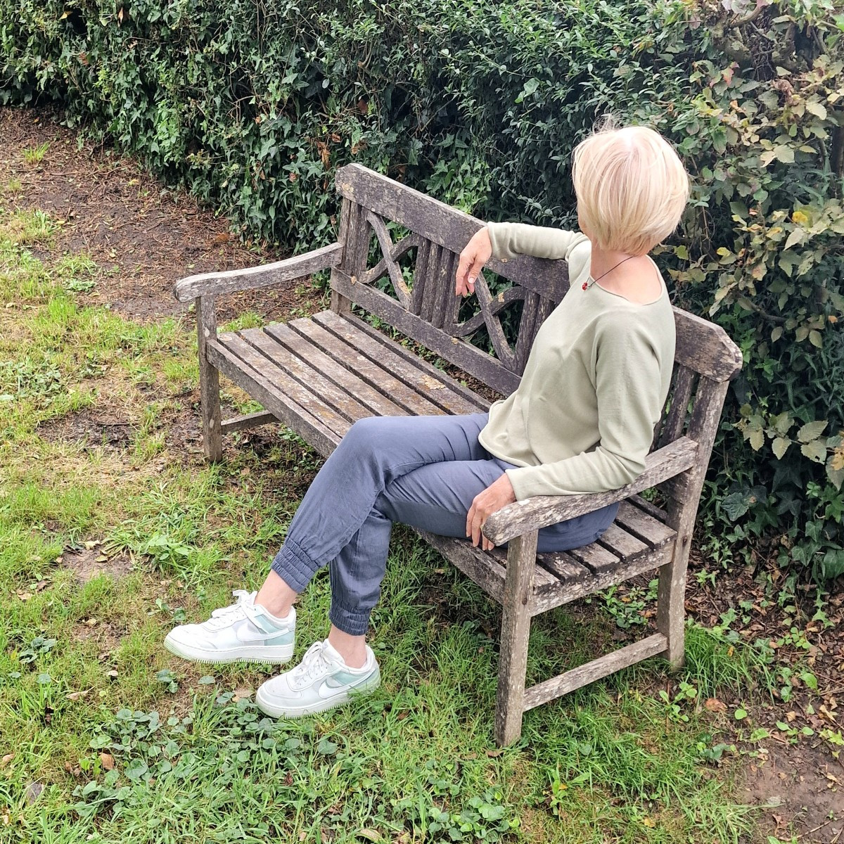 Banc de jardin en bois-photo-5