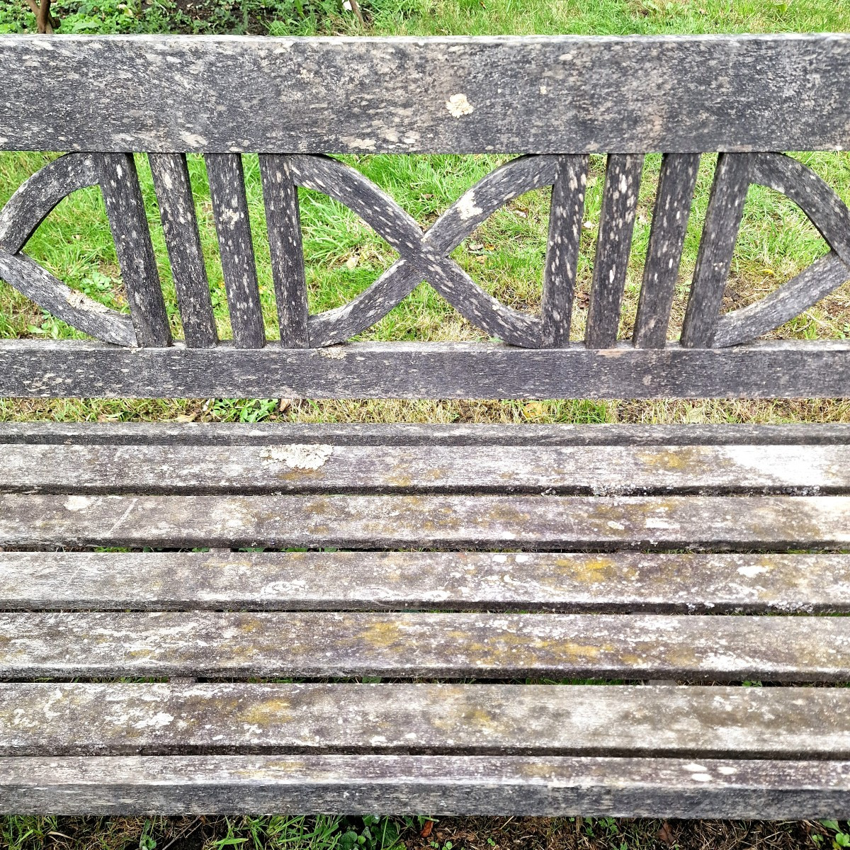 Banc de jardin en bois-photo-3