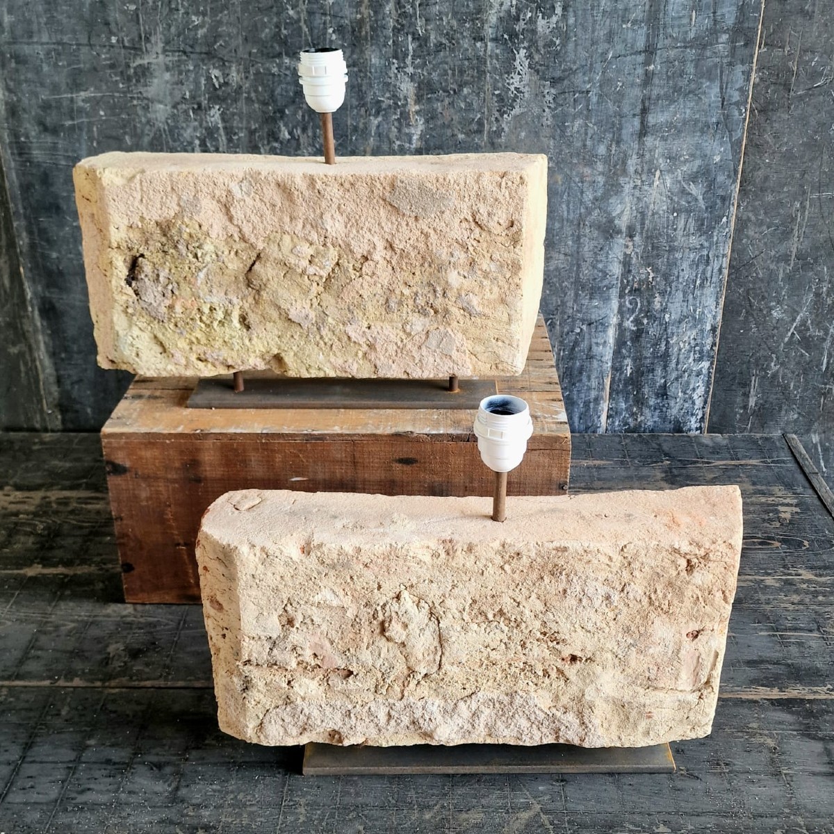 Lampes à cheval en terre cuite-photo-7