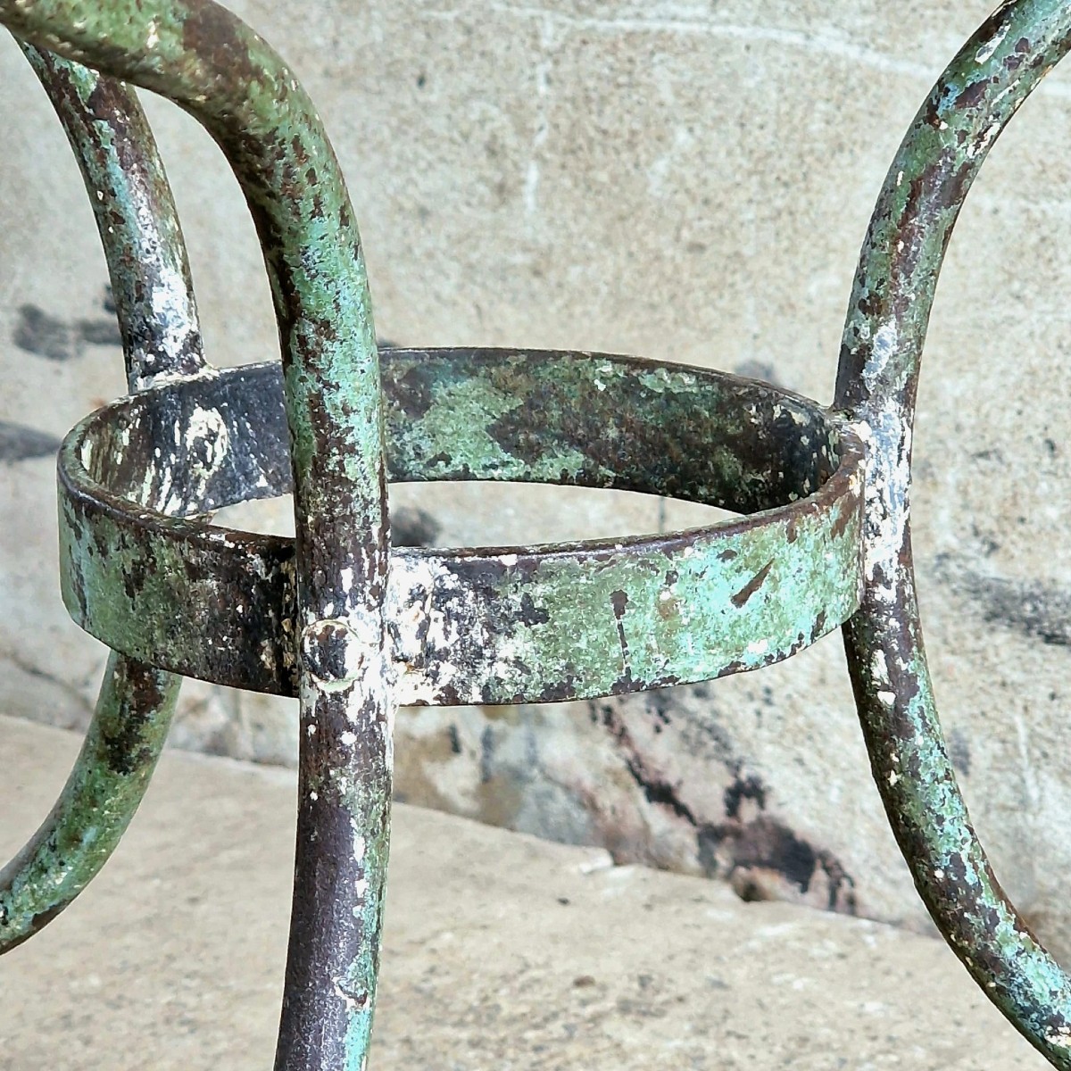 Marble Garden Table-photo-3