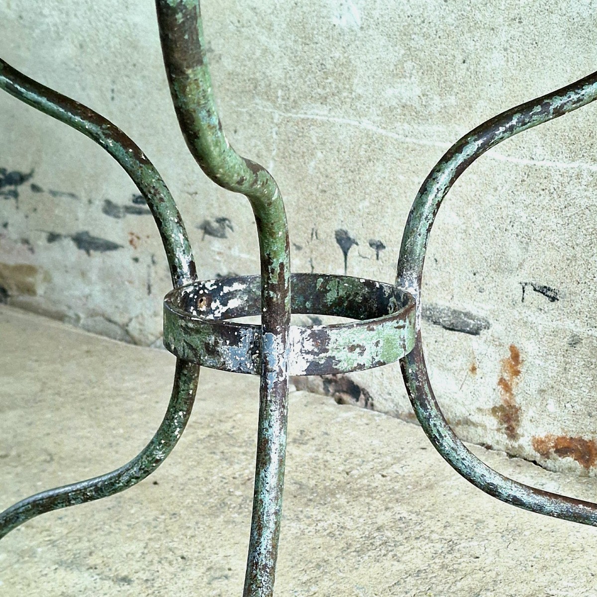 Marble Garden Table-photo-6