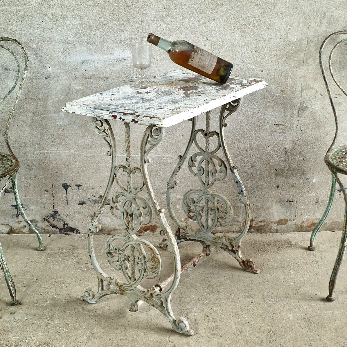 Cast iron console-photo-3