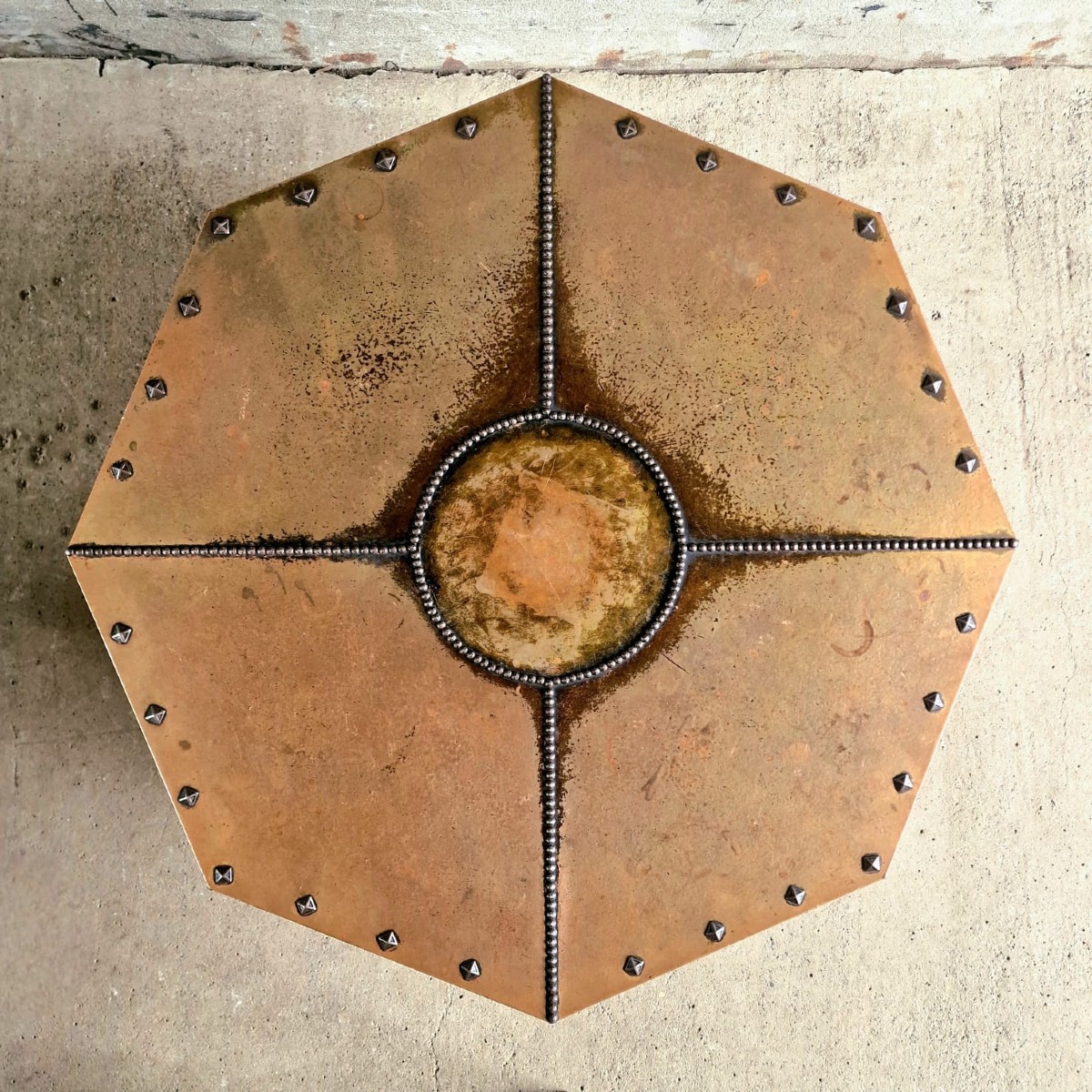 Table basse en cuivre-photo-1