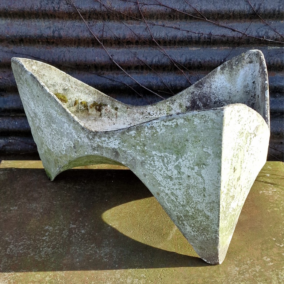 Willy Guhl Tooth Planter