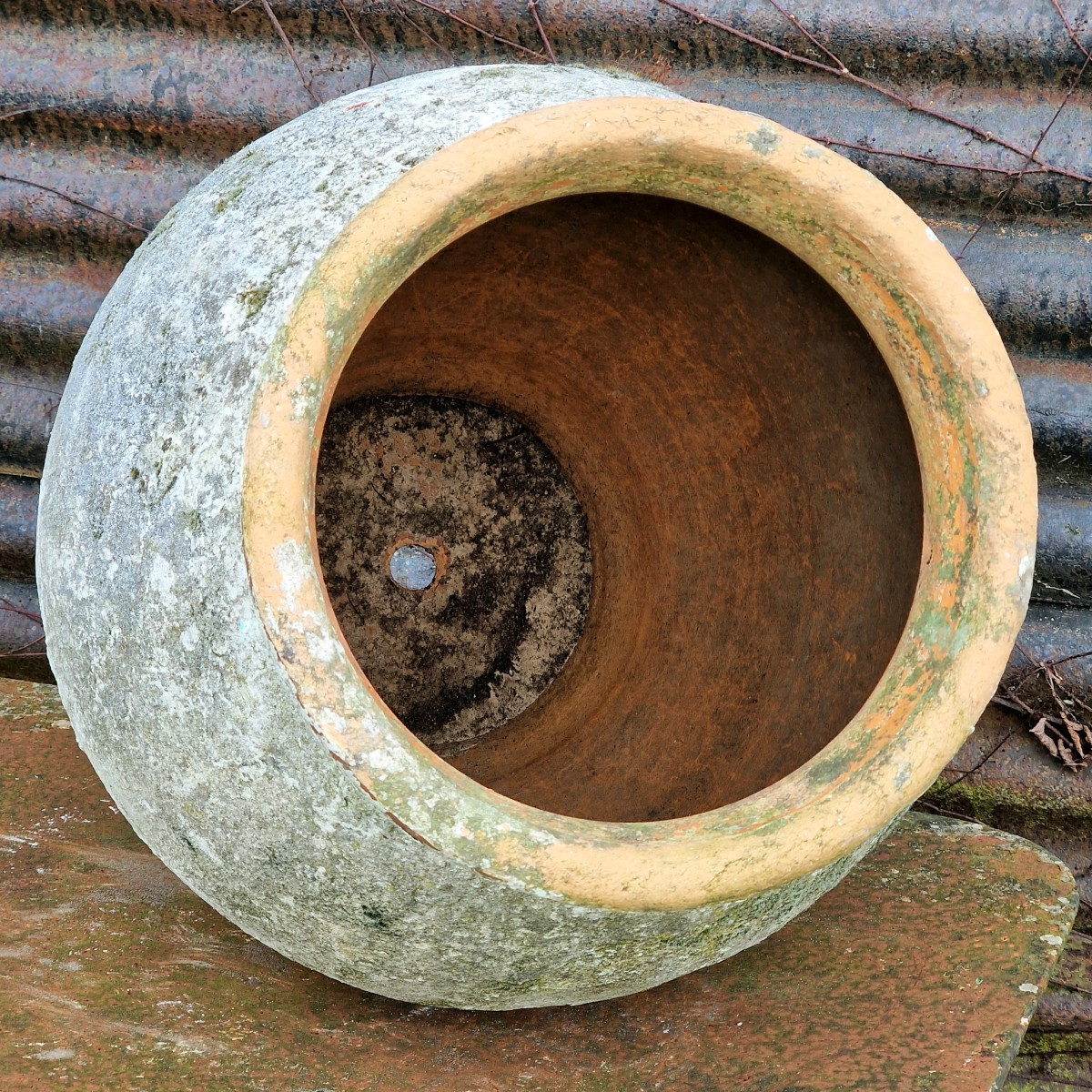 Large Terra Cotta Pot-photo-4