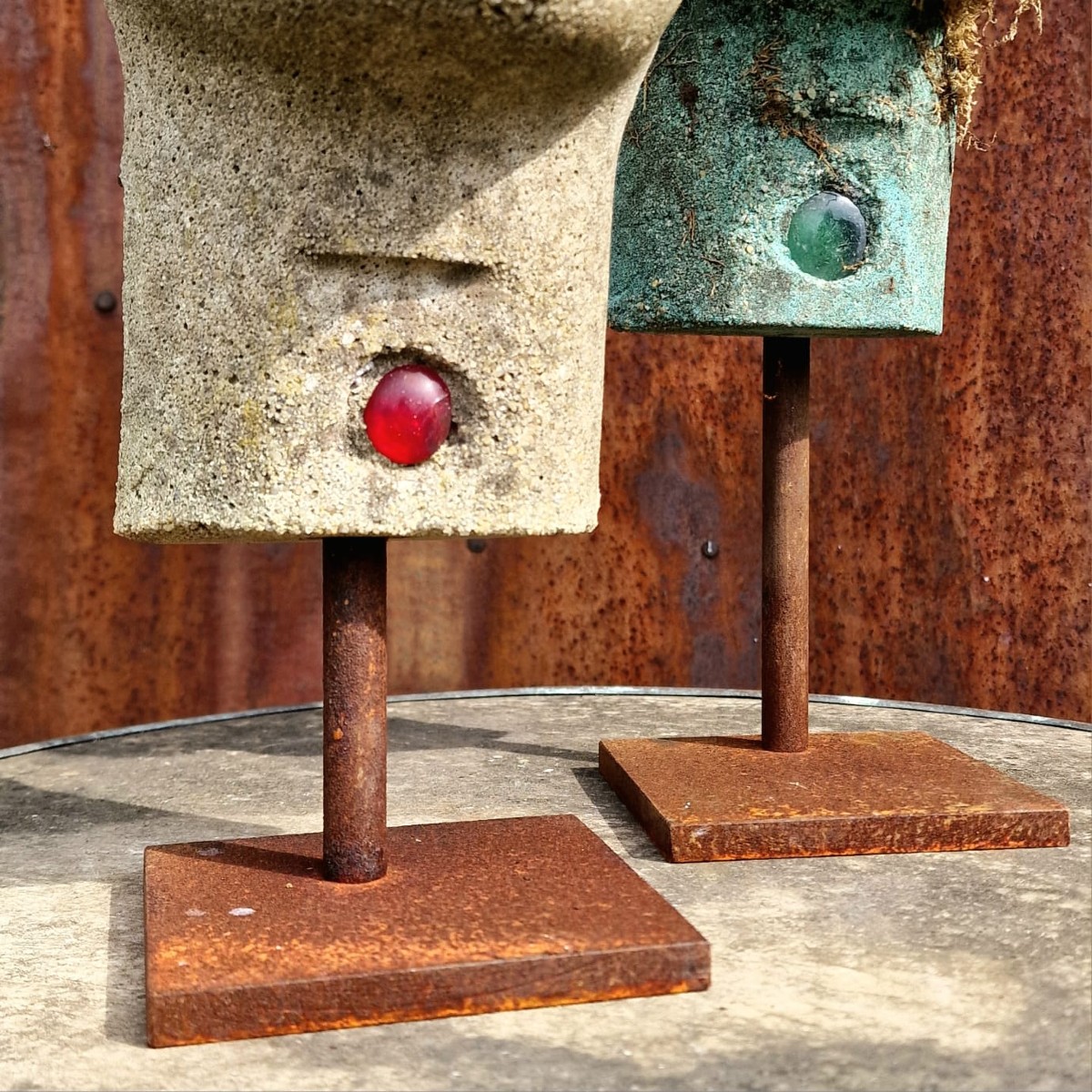 2 têtes en pierre reconstituée-photo-5