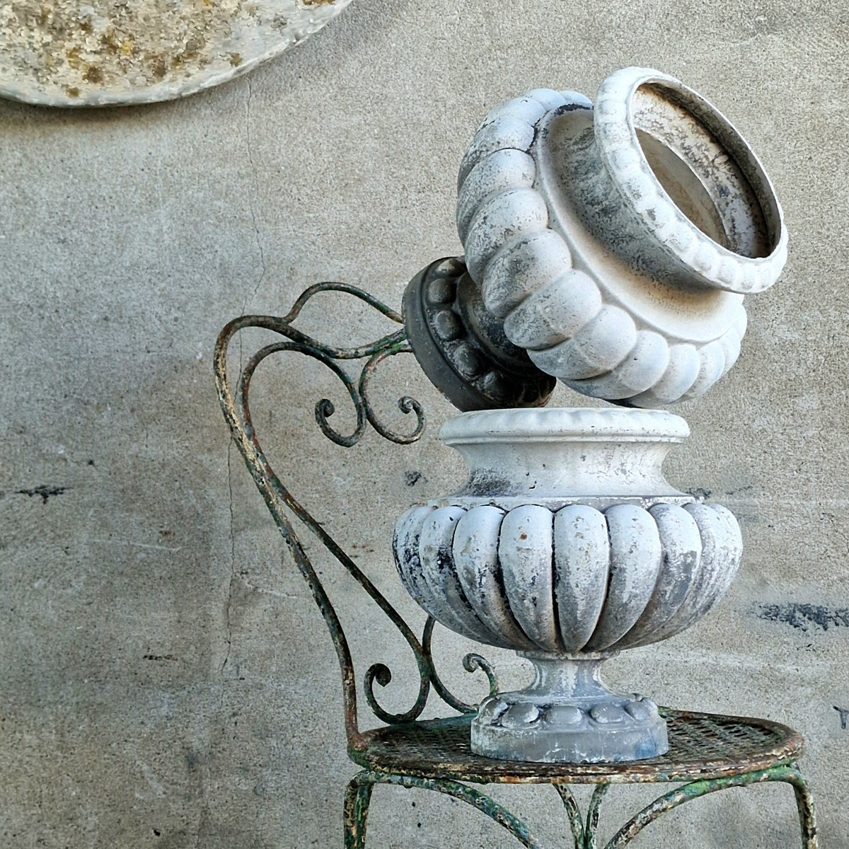 Paire de jardinières en fonte émaillée-photo-1