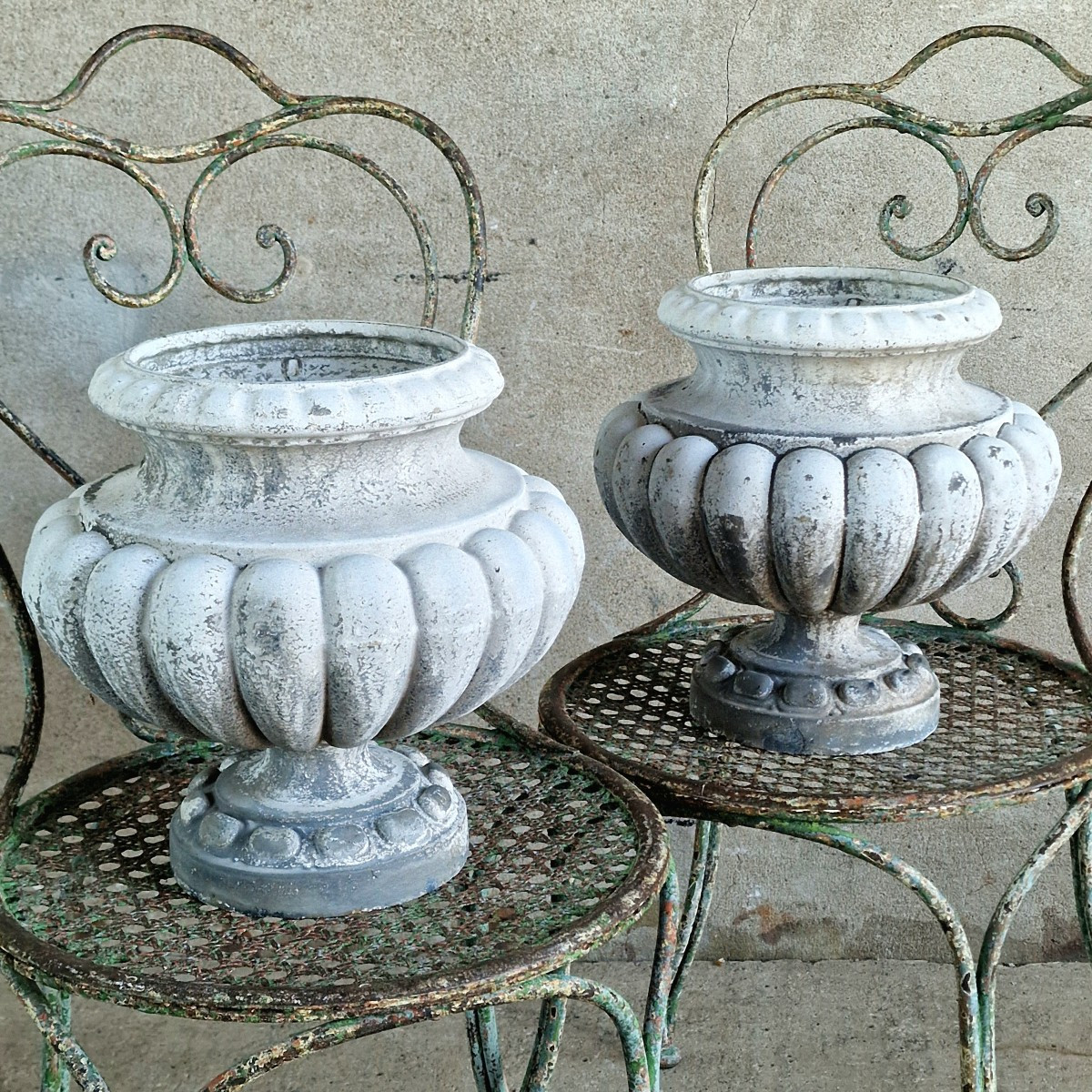 Paire de jardinières en fonte émaillée-photo-5