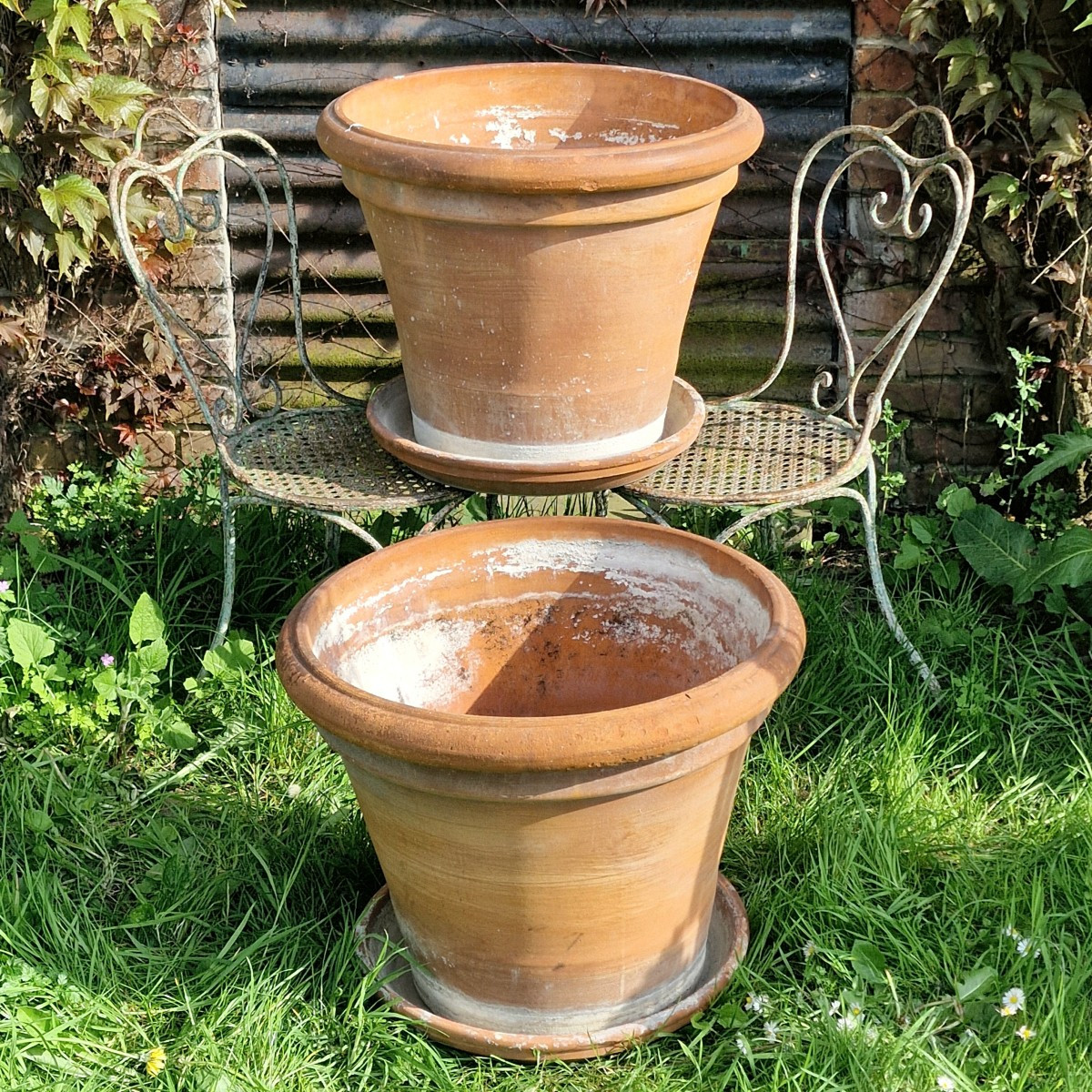 Pair Of Large Terracotta Pots-photo-5
