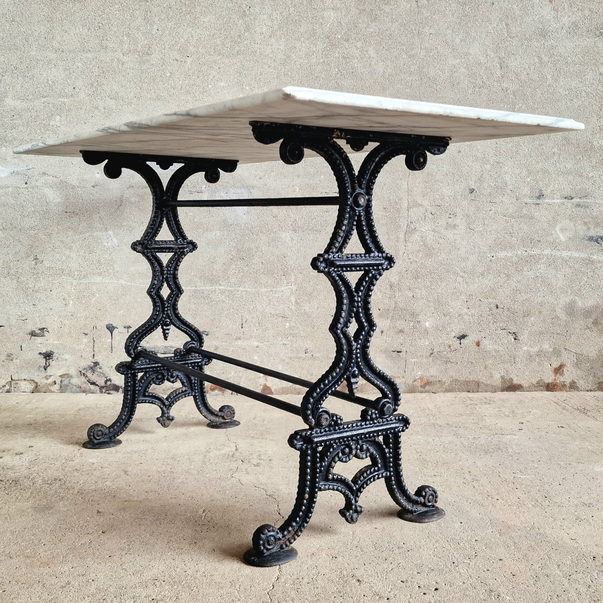 Garden Table With Marble Top-photo-2