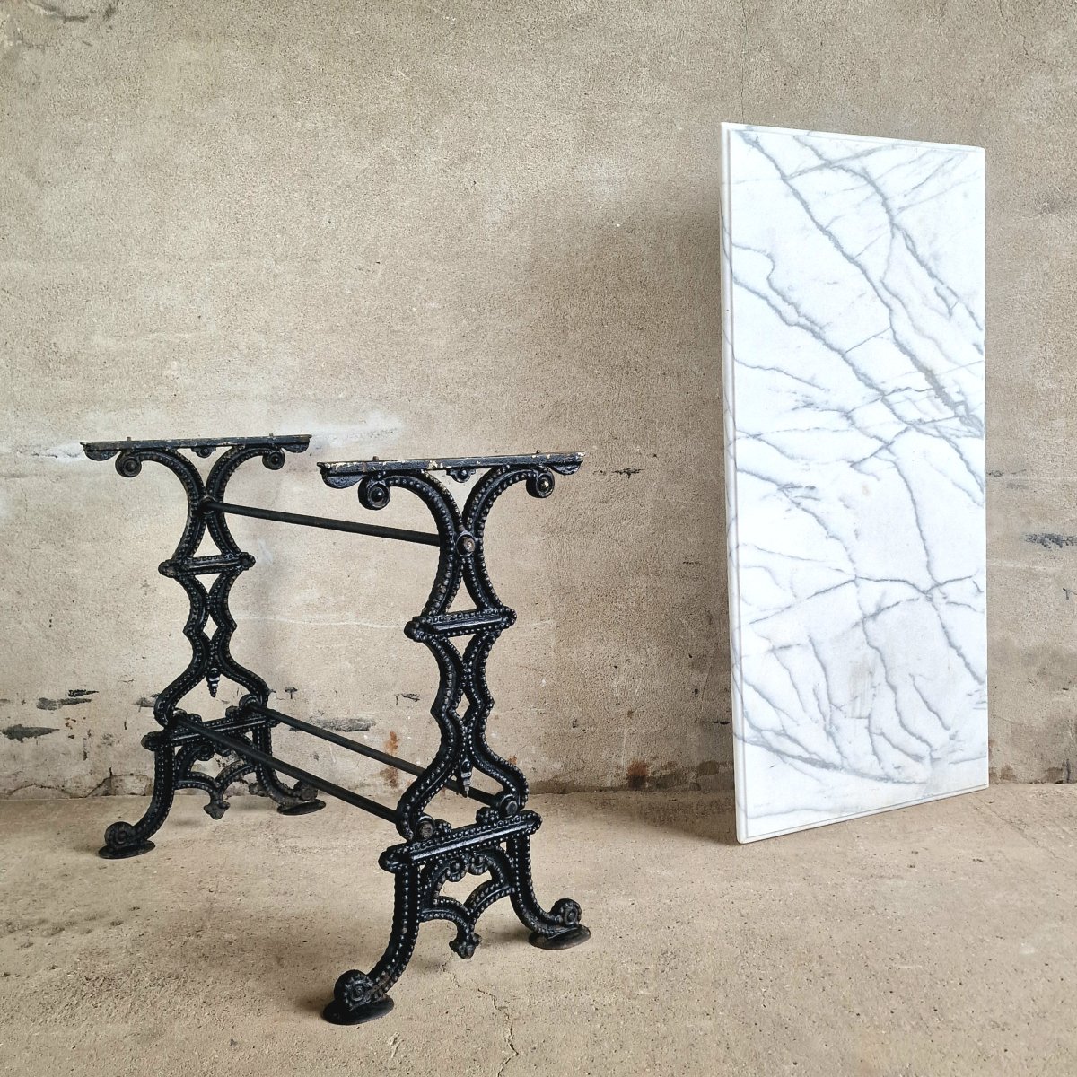 Garden Table With Marble Top-photo-4