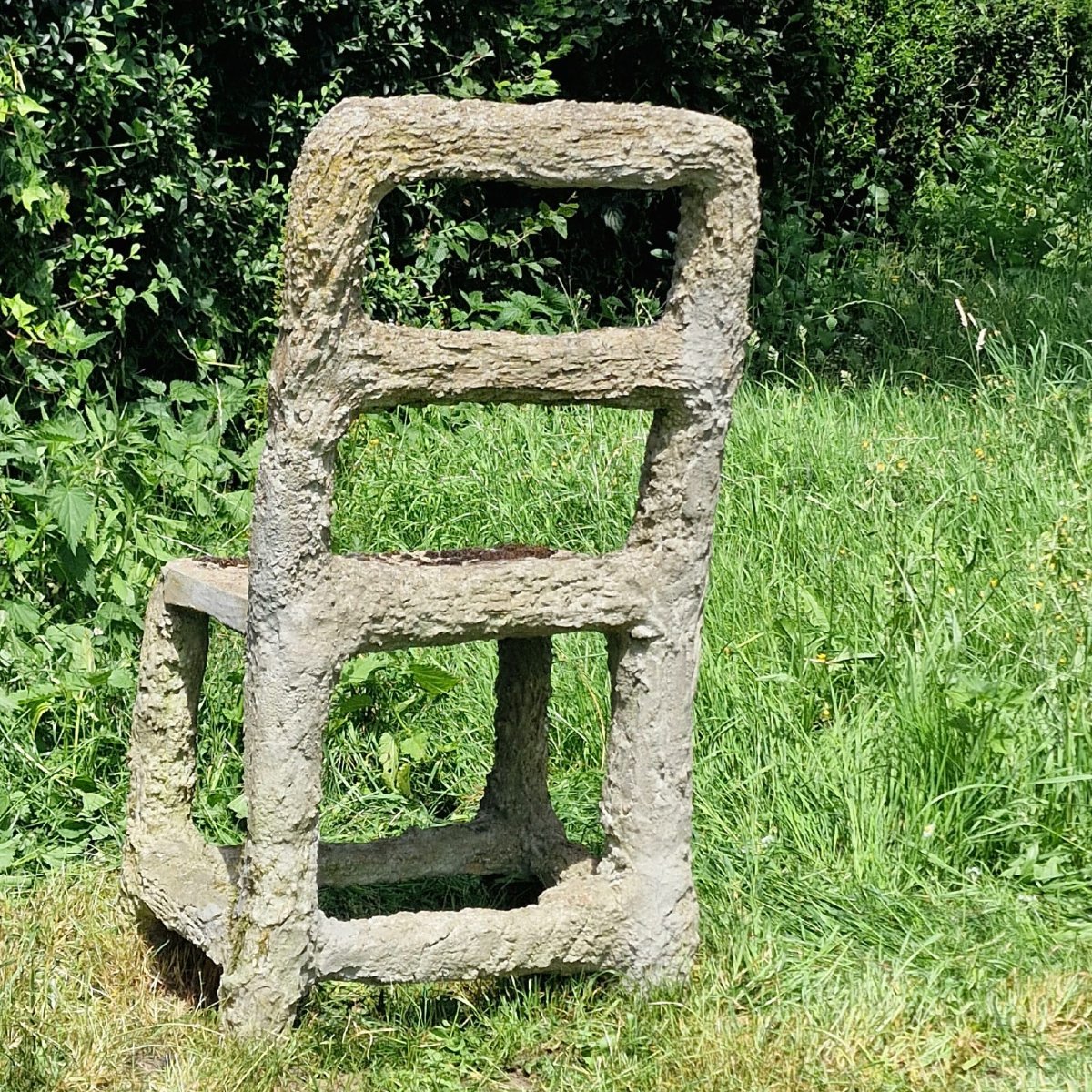 Chaise en faux bois-photo-1