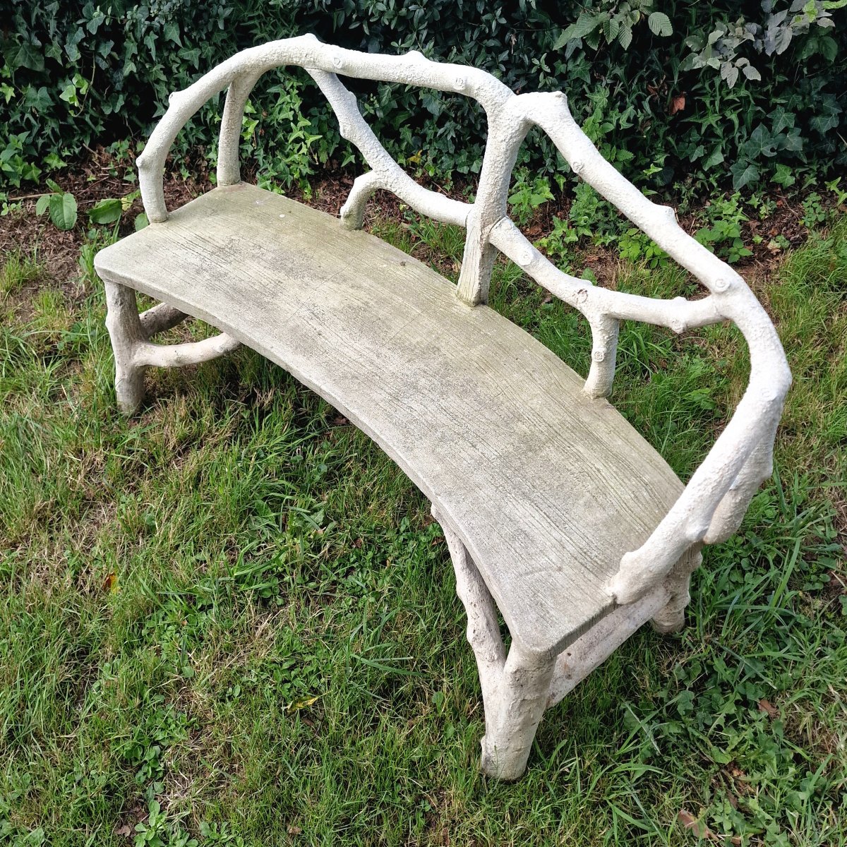 Banc de jardin incurvé en faux bois-photo-3