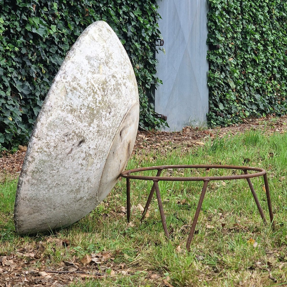 4 jardinières Willy Guhl sur pied-photo-4