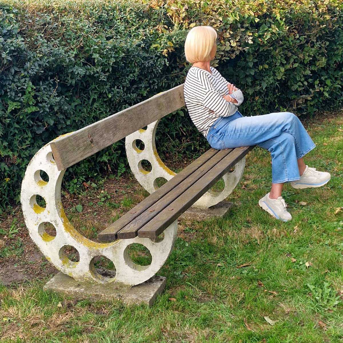 Garden Bench-photo-2