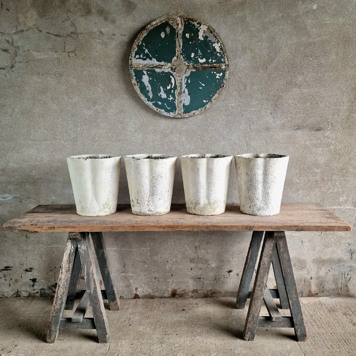 4 jardinières blanches