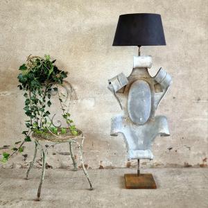 Lampe en zinc