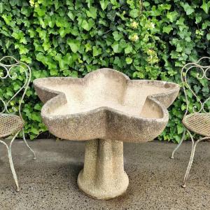 Jardinière en forme d'étoile