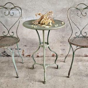 Arras Garden Table