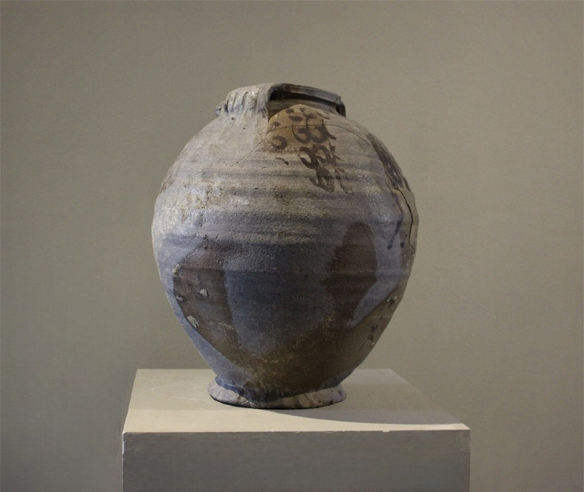 Grande cruche de Pingsdorf médiéval-photo-2