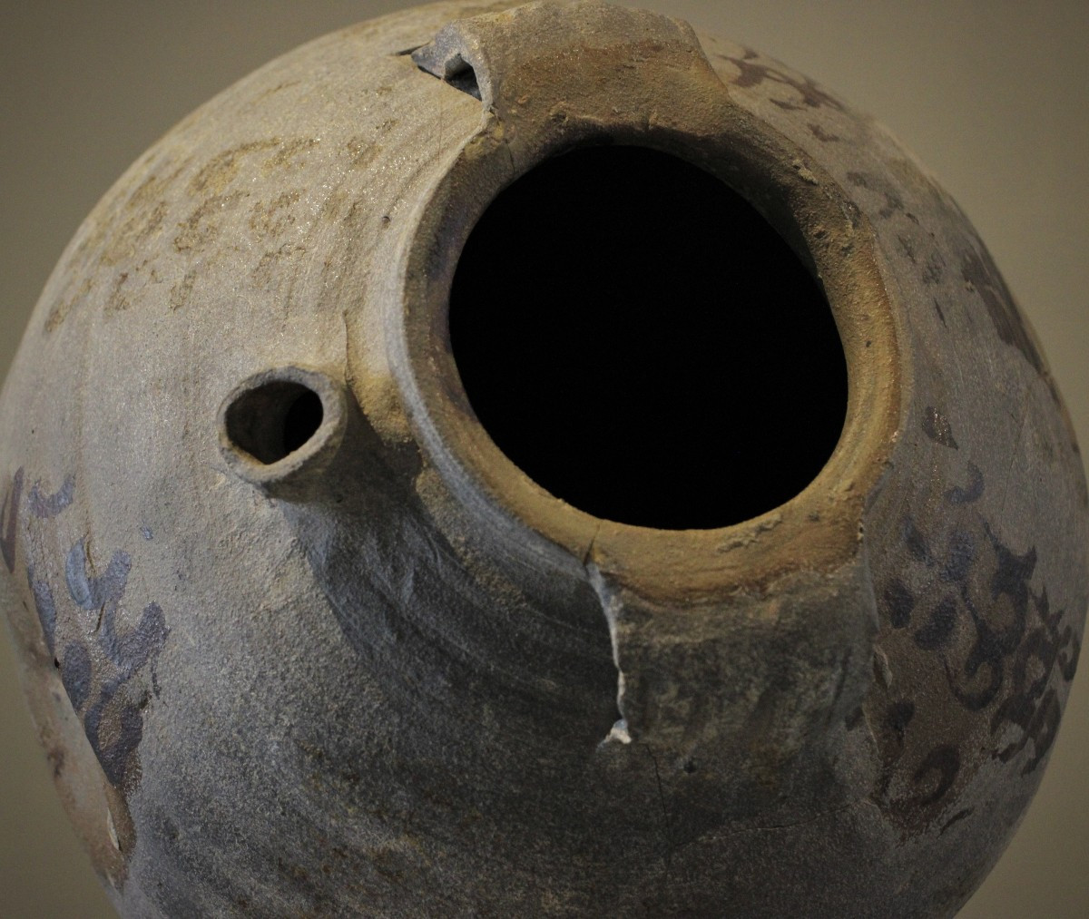 Grande cruche de Pingsdorf médiéval-photo-3