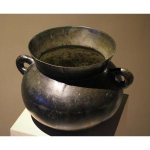 Grande marmite en bronze du XVIIe siècle