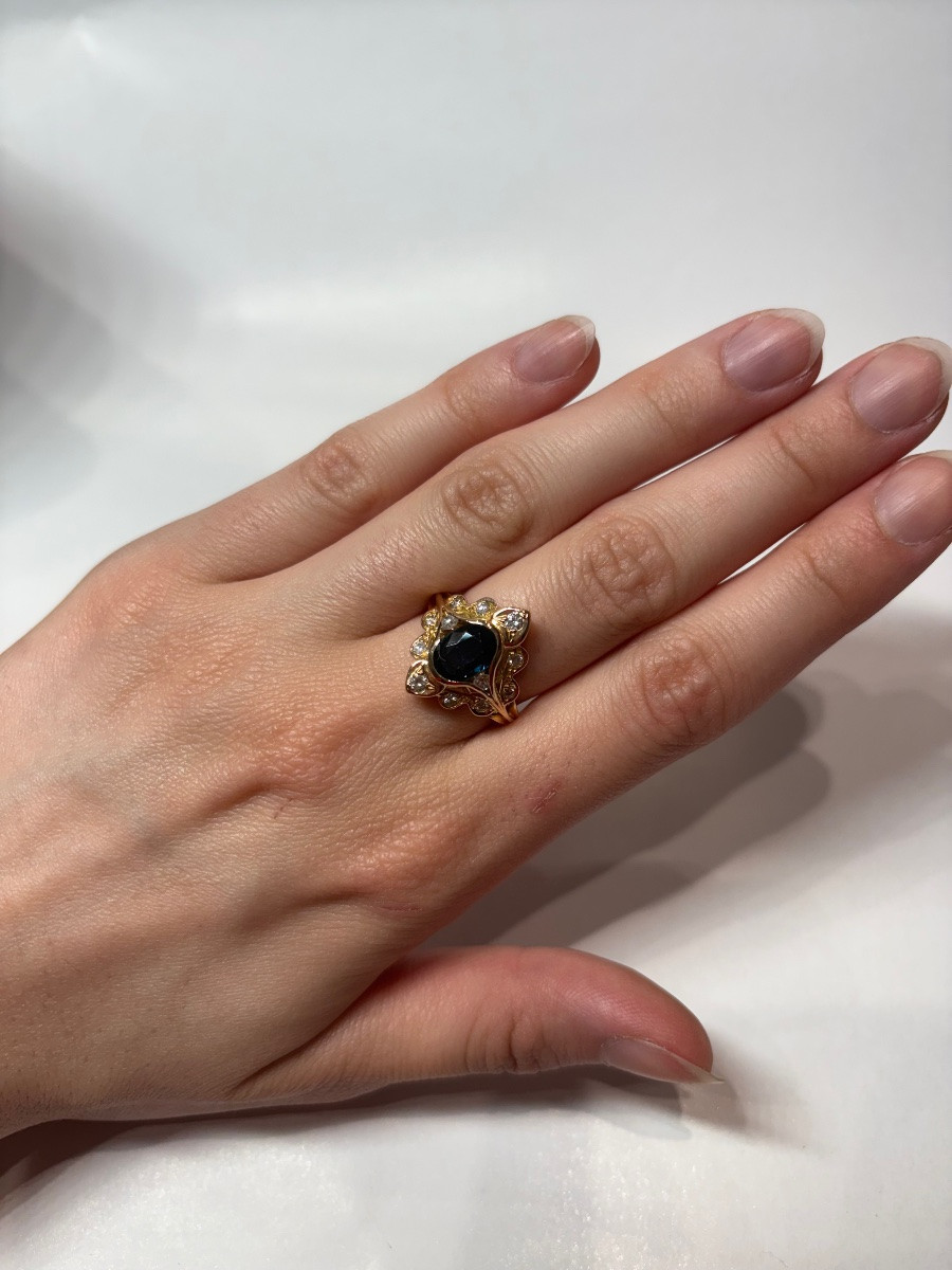 Eye Or Almond Ring In Gold With Diamonds And Sapphire-photo-1