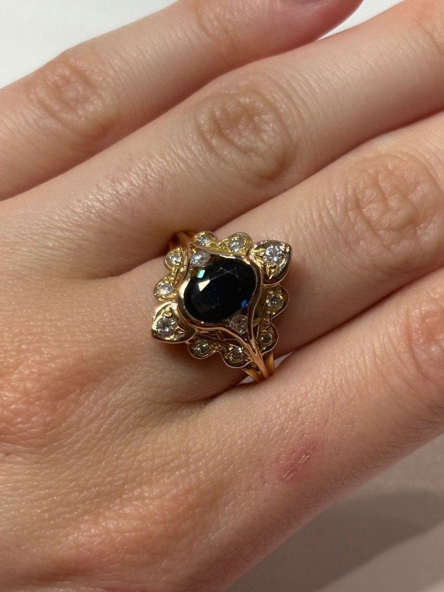 Eye Or Almond Ring In Gold With Diamonds And Sapphire-photo-2