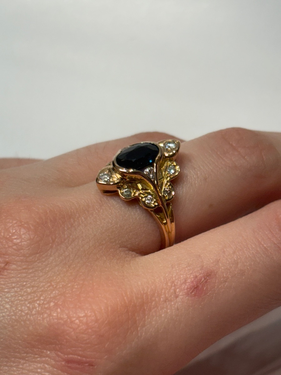 Eye Or Almond Ring In Gold With Diamonds And Sapphire-photo-3