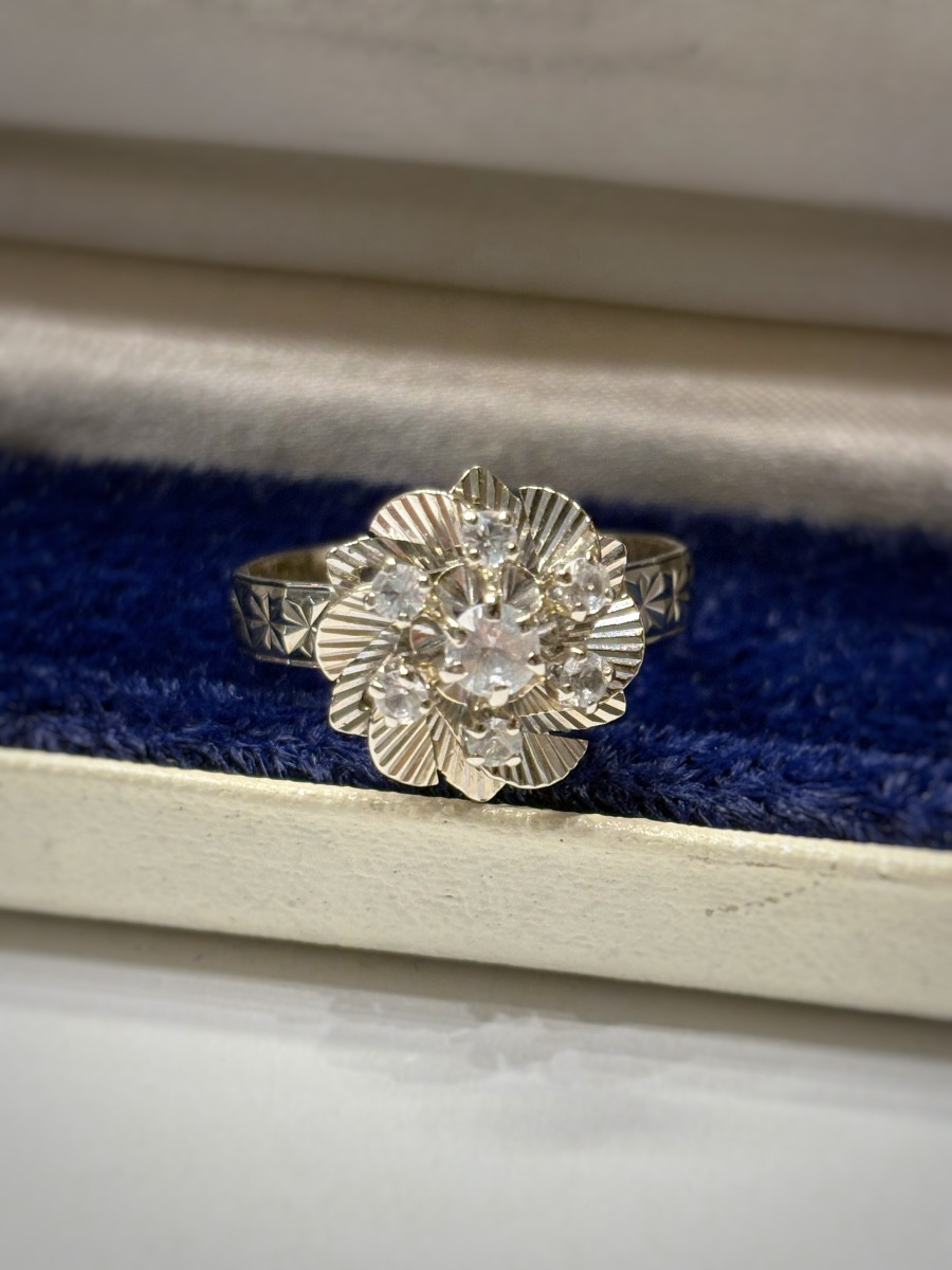 1950s Gold Flower Ring