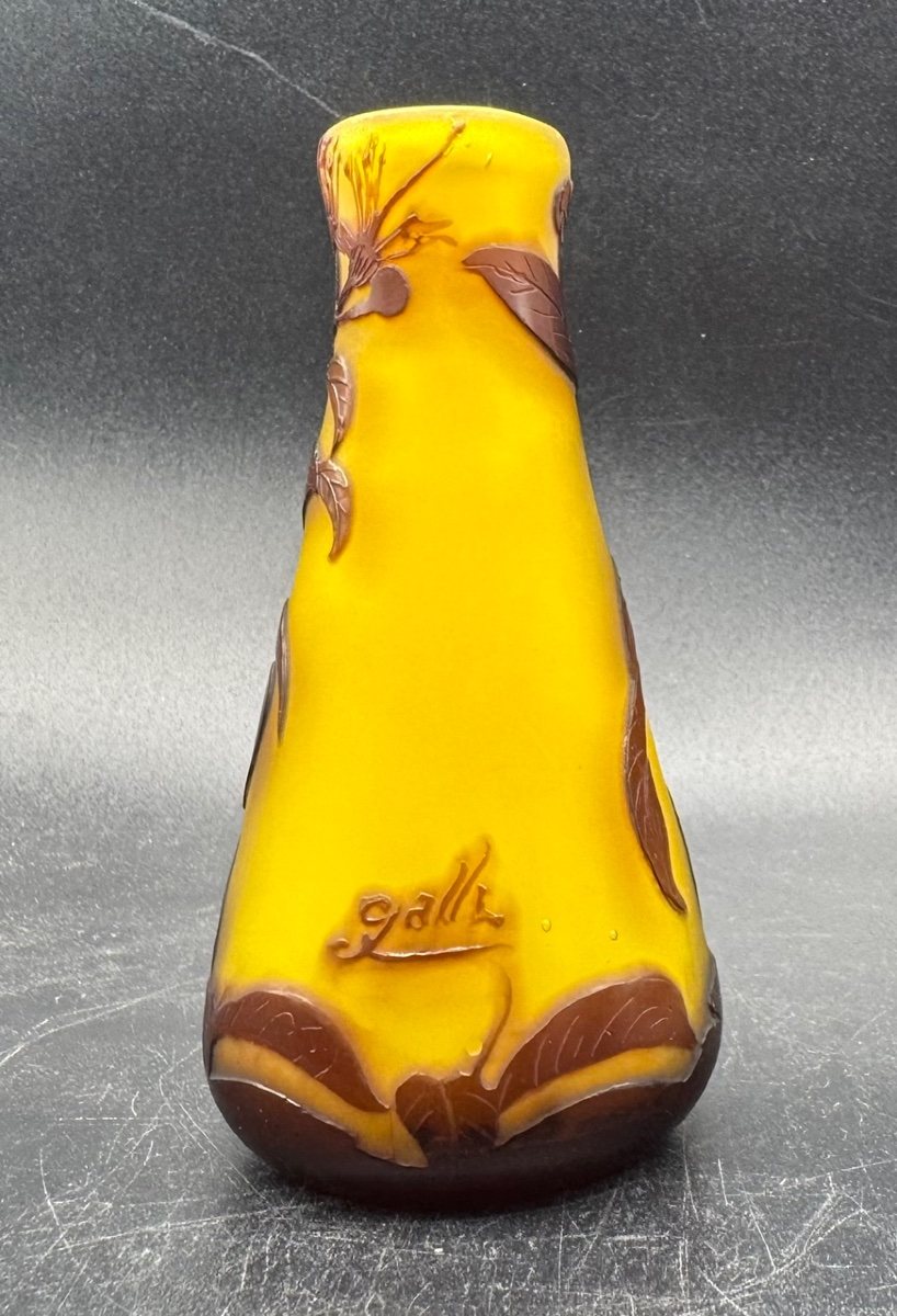 émile Gallé - Small Art Nouveau Vase With Floral Design-photo-2