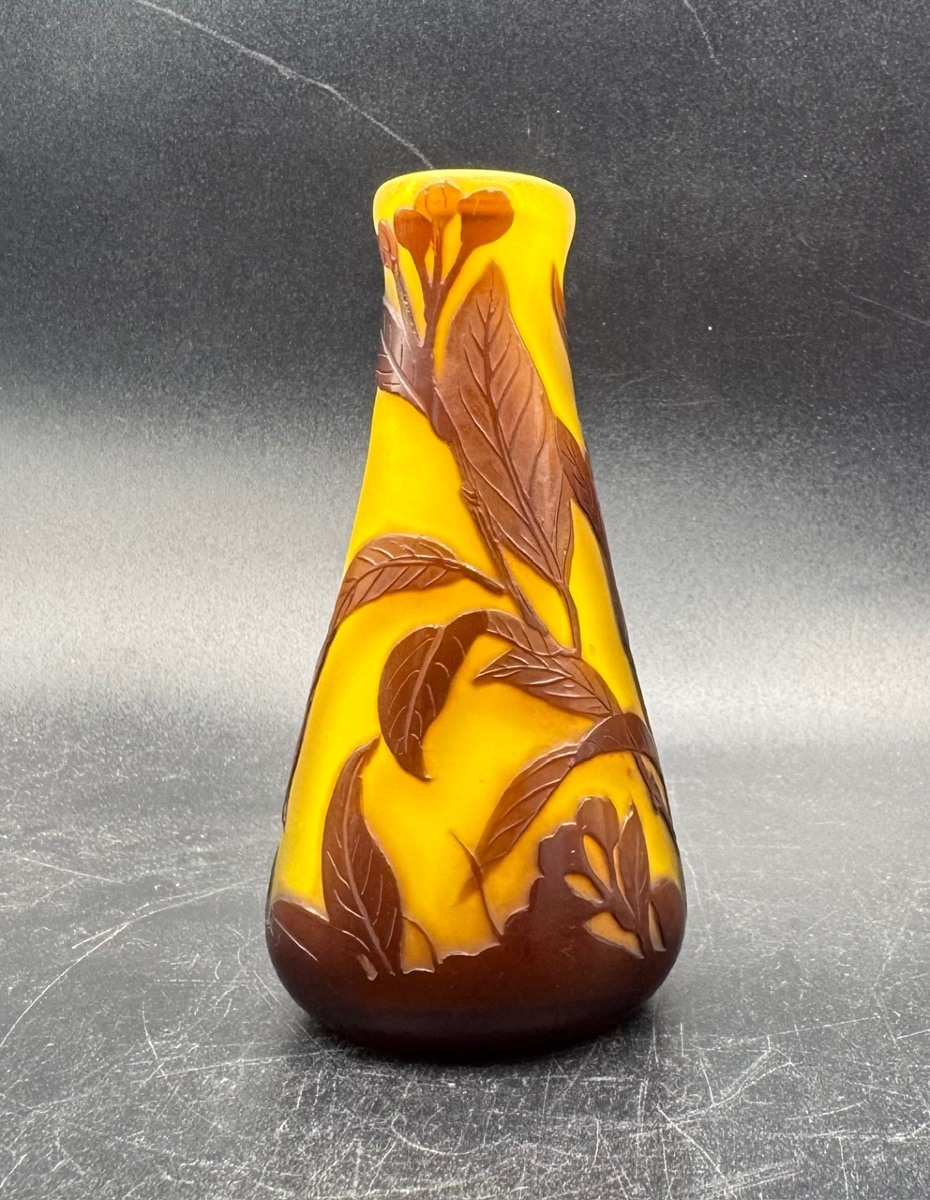 émile Gallé - Small Art Nouveau Vase With Floral Design