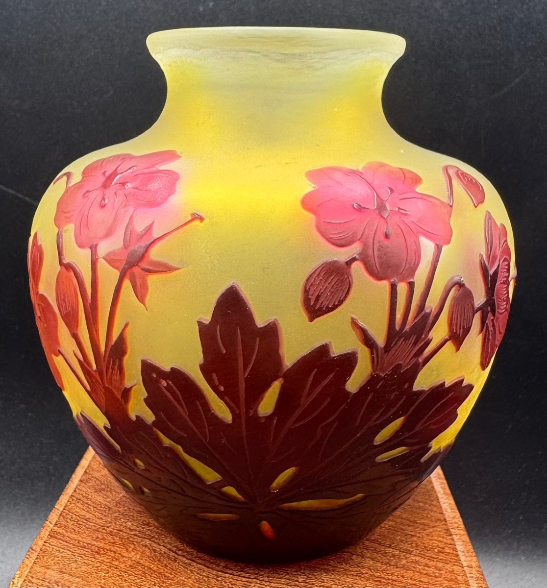 Émile Gallé Nancy - Vase à décor de pensées dégagées à l'acide - époque Art Nouveau-photo-2