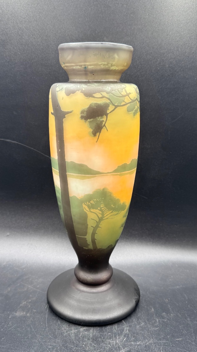 Muller Frères - Vase With A Lake Landscape Design-photo-4