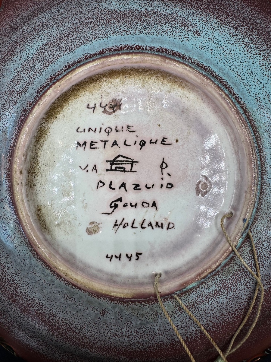 Gouda Plazuid Holland - Openwork, Glazed Ceramic Dish - Unique Métalique-photo-4