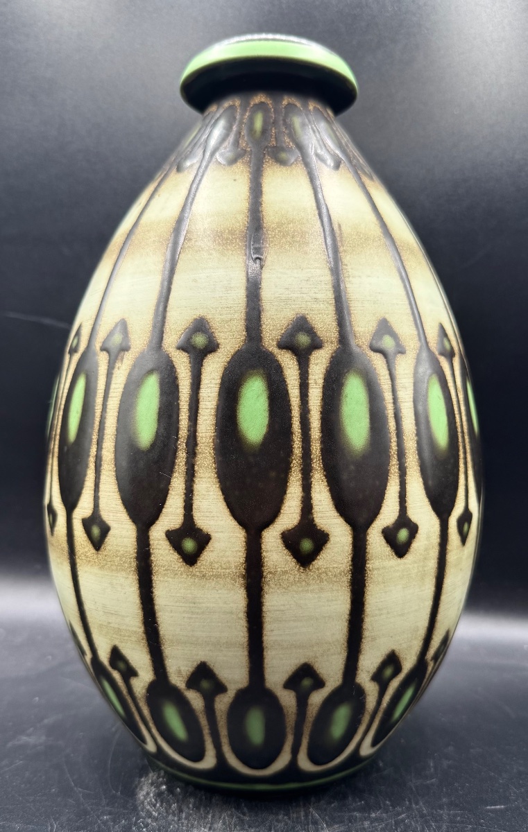 Charles CATTEAU - BOCH Frères KERAMIS - Vase africaniste Art Déco