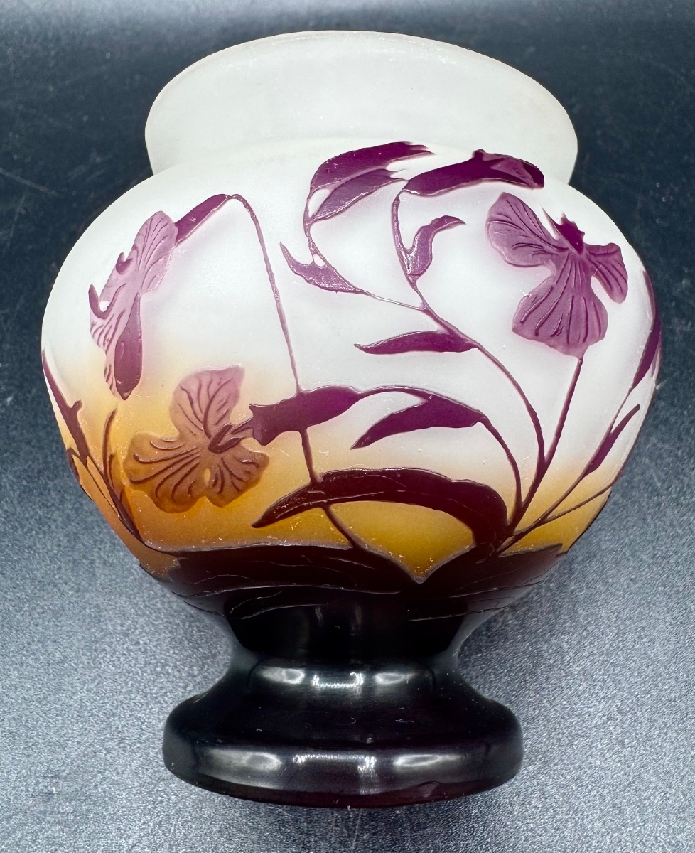 Emile Gallé - Small Art Nouveau Vase With Floral Design-photo-1