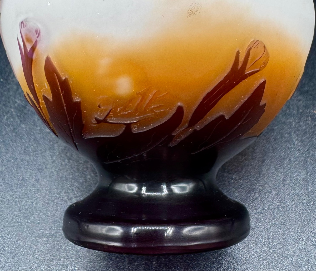 Emile Gallé - Small Art Nouveau Vase With Floral Design-photo-2