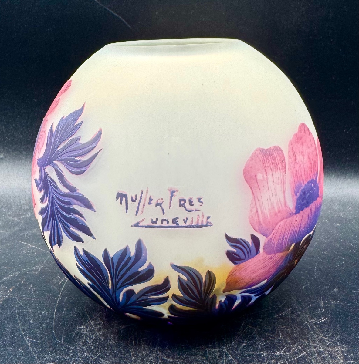 MULLER FRÈRES LUNEVILLE - Vase boule à décor de coquelicots - Époque Art Déco-photo-3