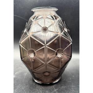 Henri DIEUPART - Vase Art déco en verre moulé pressé