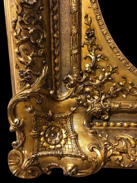 A Carved And Gilt Mirror-photo-4