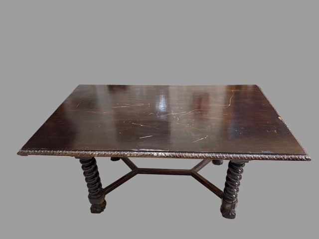 Extendable Table-photo-2