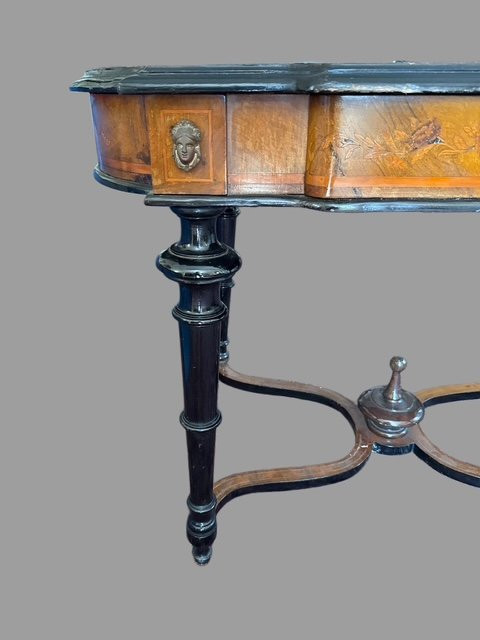 Table marquetérie-photo-3
