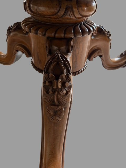 Inlaid Center Table.-photo-2