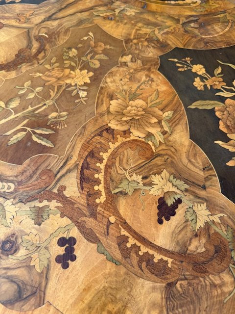 Inlaid Center Table.-photo-6