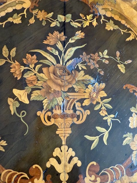 Inlaid Center Table.-photo-8