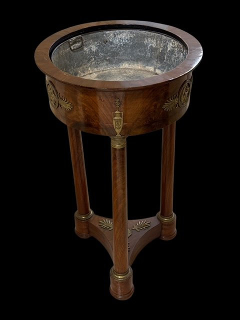 Empire Flower Stand -photo-3