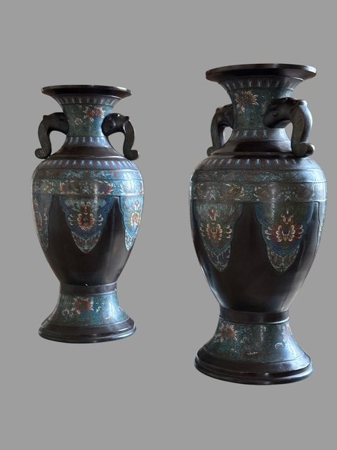 Paire de vases émaillés-photo-3